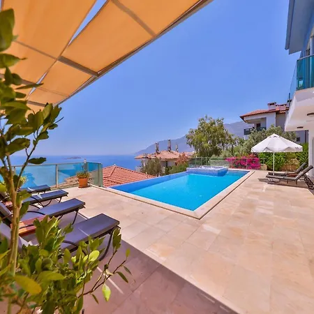 Troya Peninsula Villa